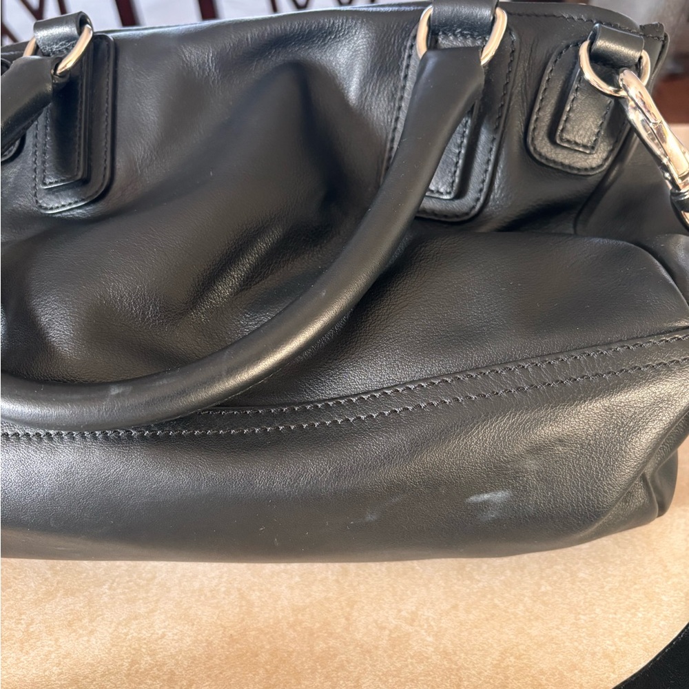 Givenchy Black Leather Toiletry Bag with Red Embroidered Logo - Picture 4 of 7